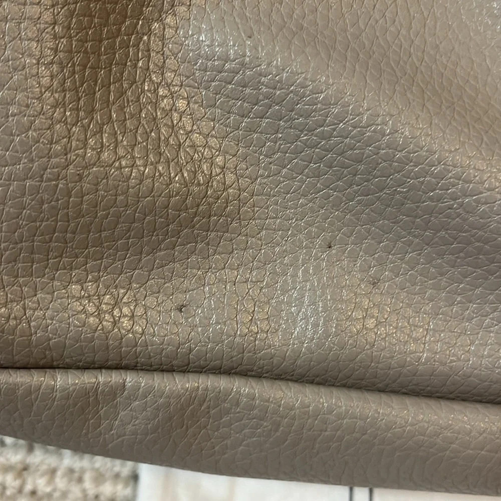 Fawn Design diaper bag. - Picture 9 of 10